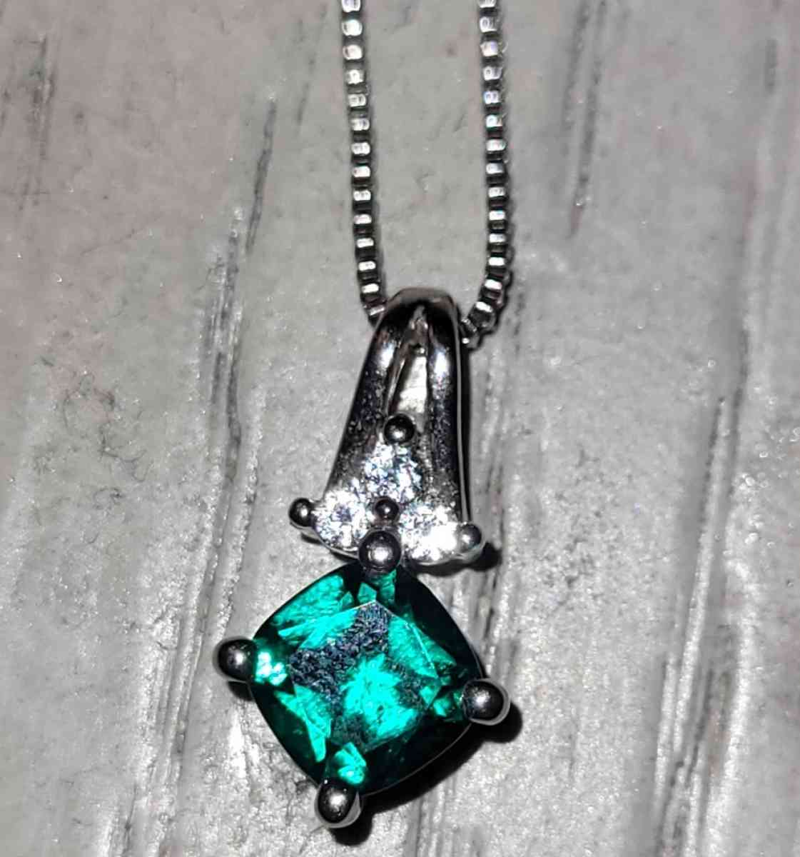 Emerald Diamond Pendant Necklace