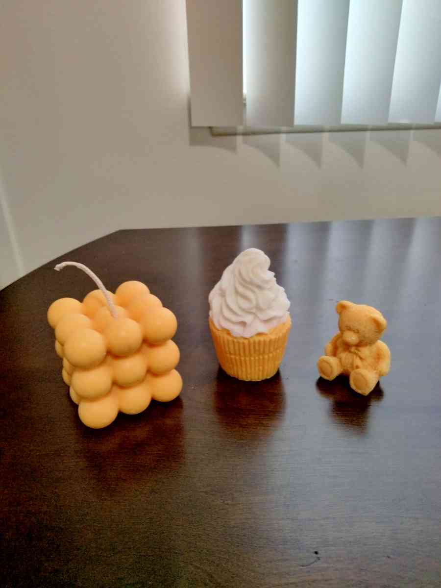 handmade Wax melts an Candles