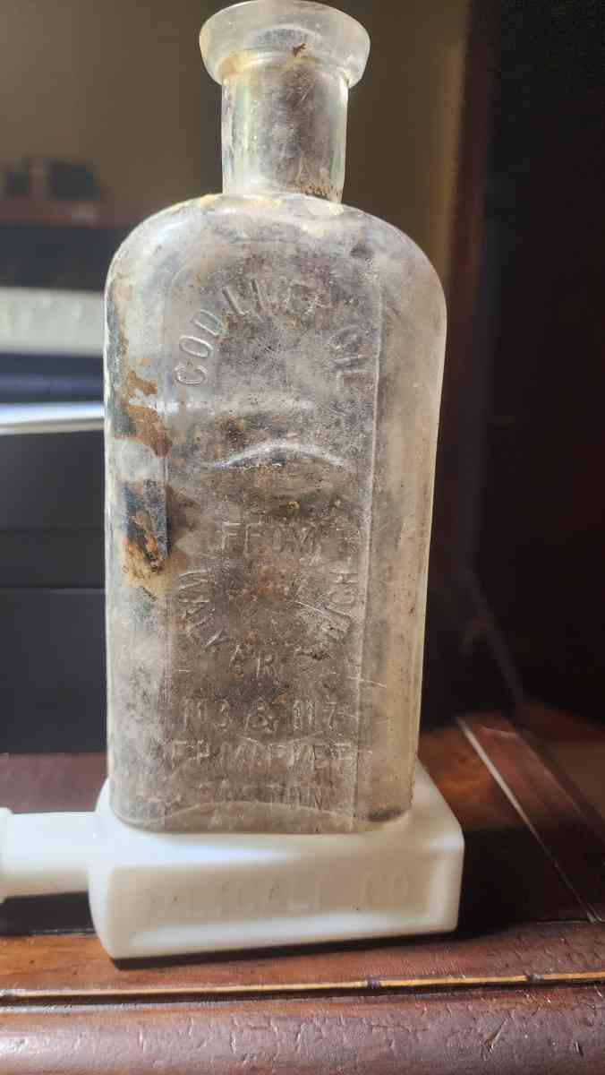 old bottles from late 1800s early 1900s