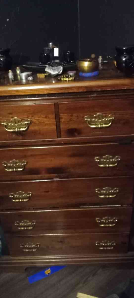 Dresser