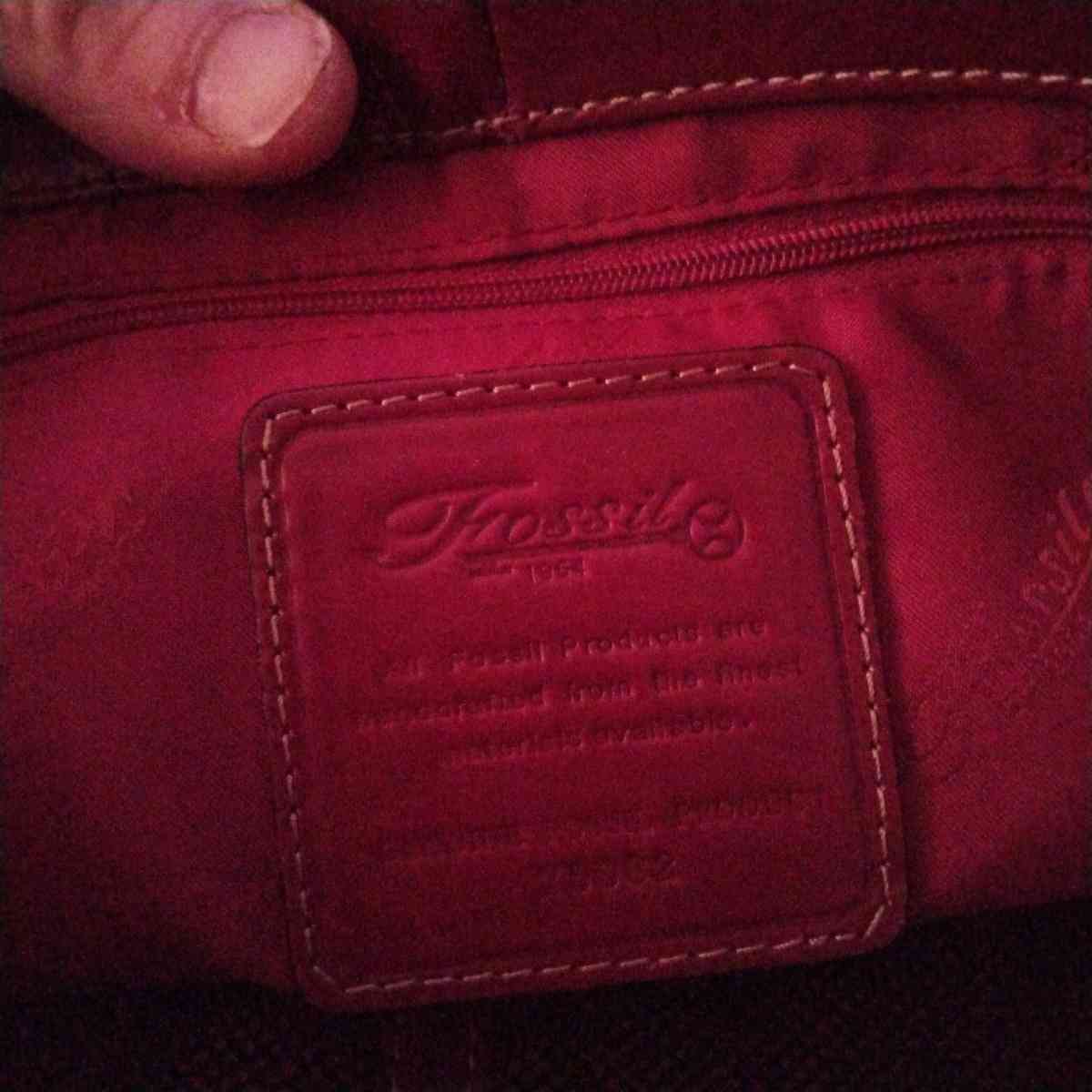 fossil genuine leather burgundy hand bag