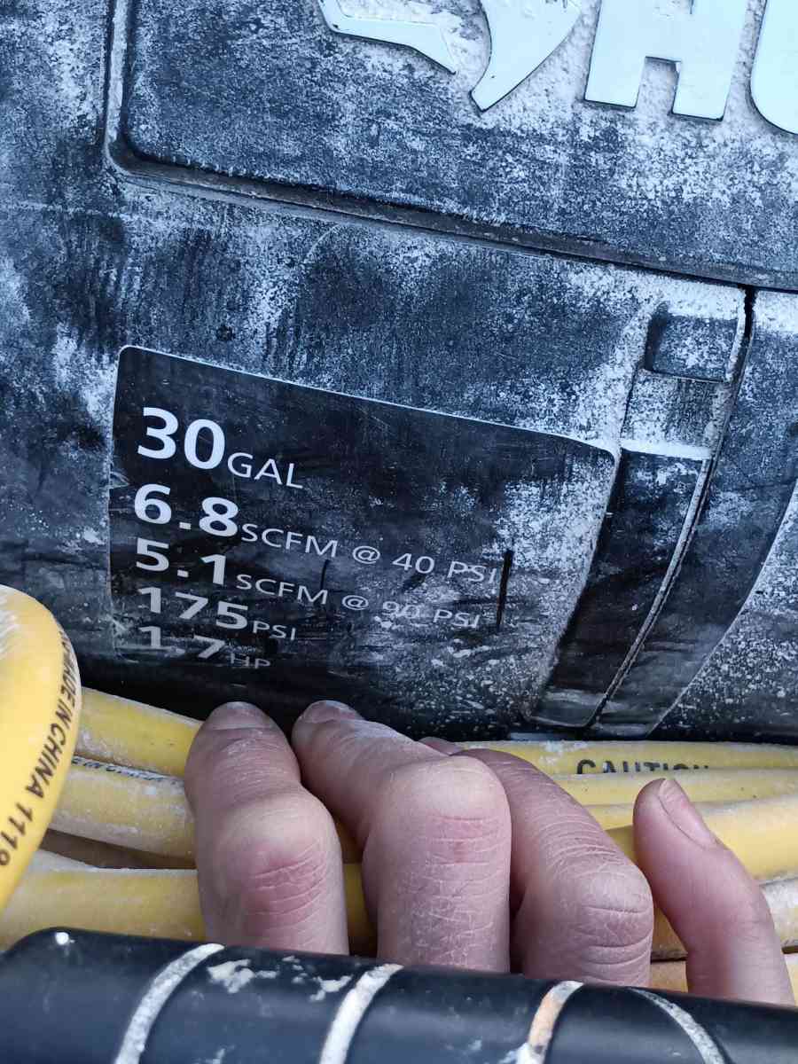 husky air compressor