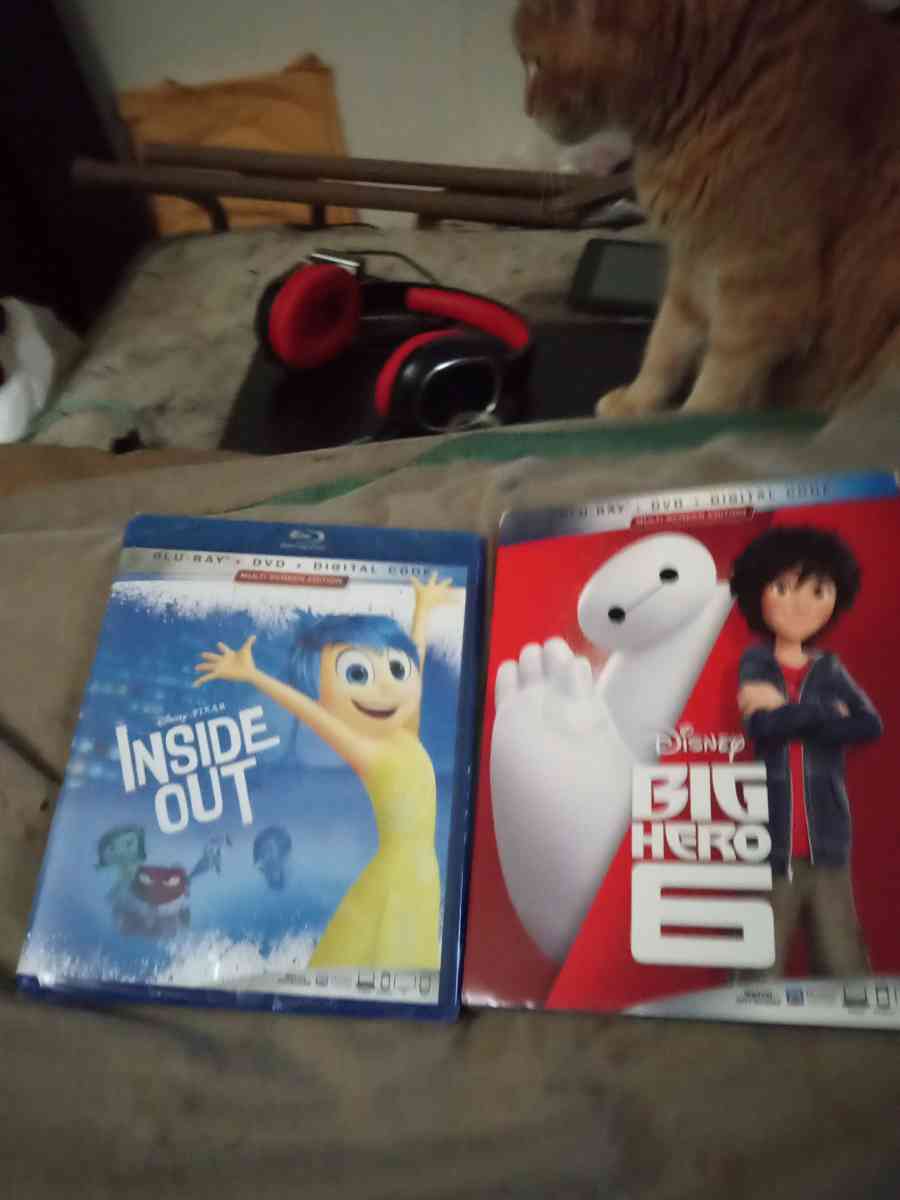 kids DvDs movies still in cases