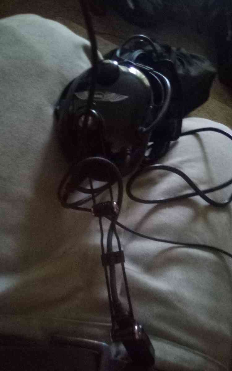 Asa vintagepiliot headphones