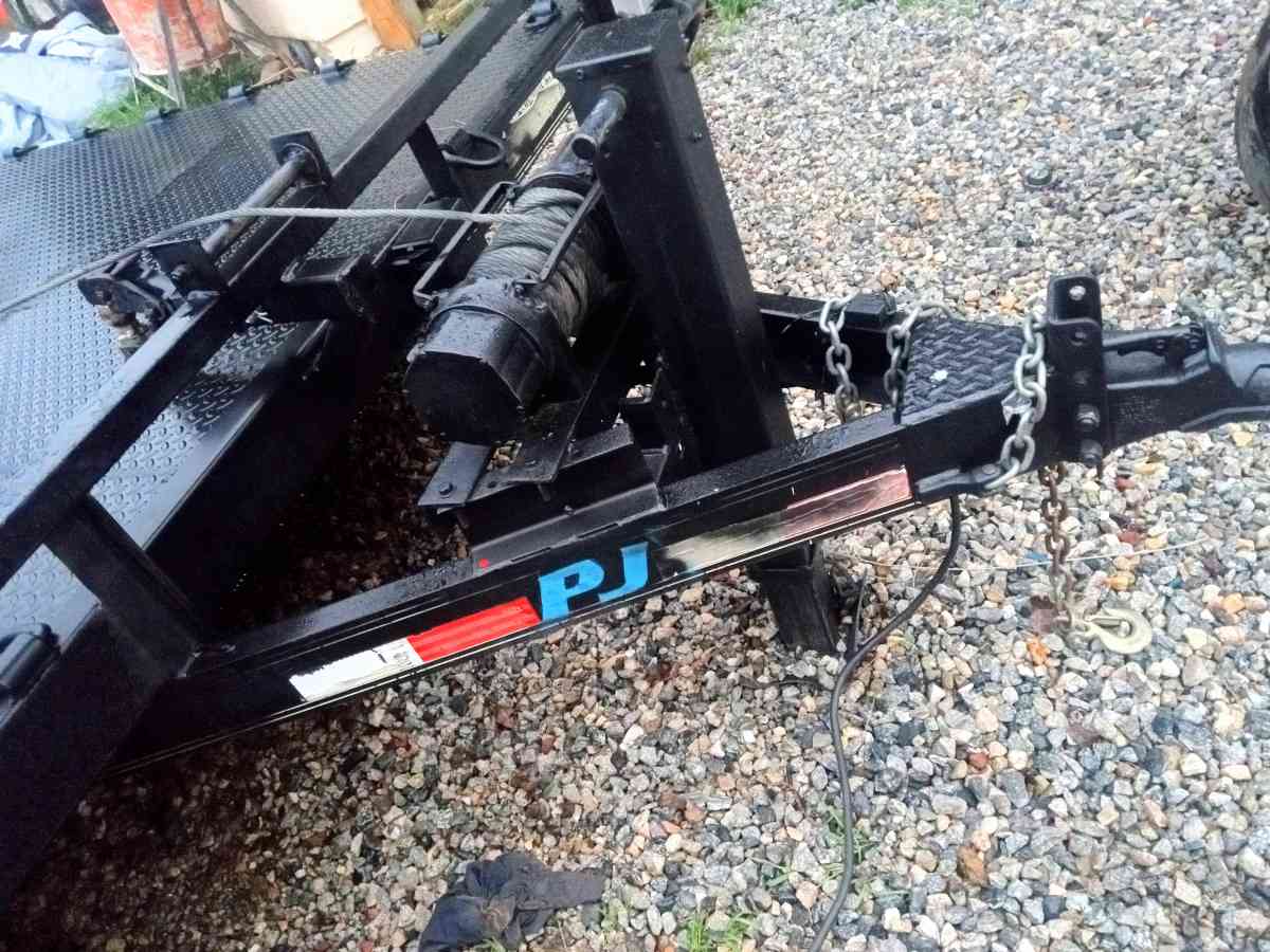 PJ Equipment trailer Car hauler