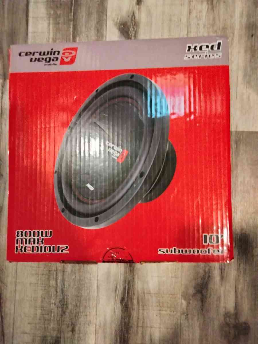 CERWIN VEGA SUBWOOFER