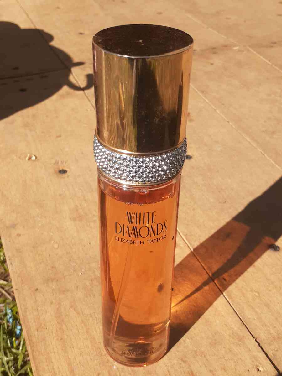 White Diamond perfume
