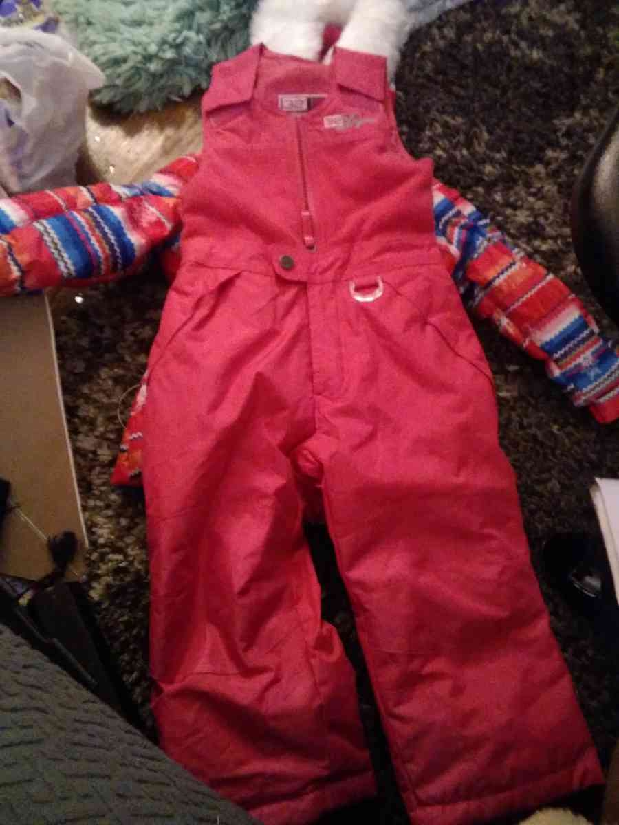 girls snow suits pink Platinum size 2T and 32