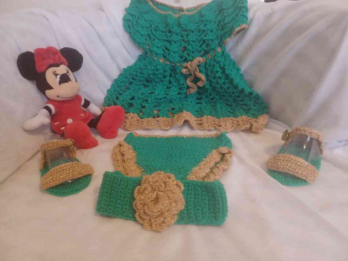 set de traje tejido de bebe de 6 a 9 meses de nacida