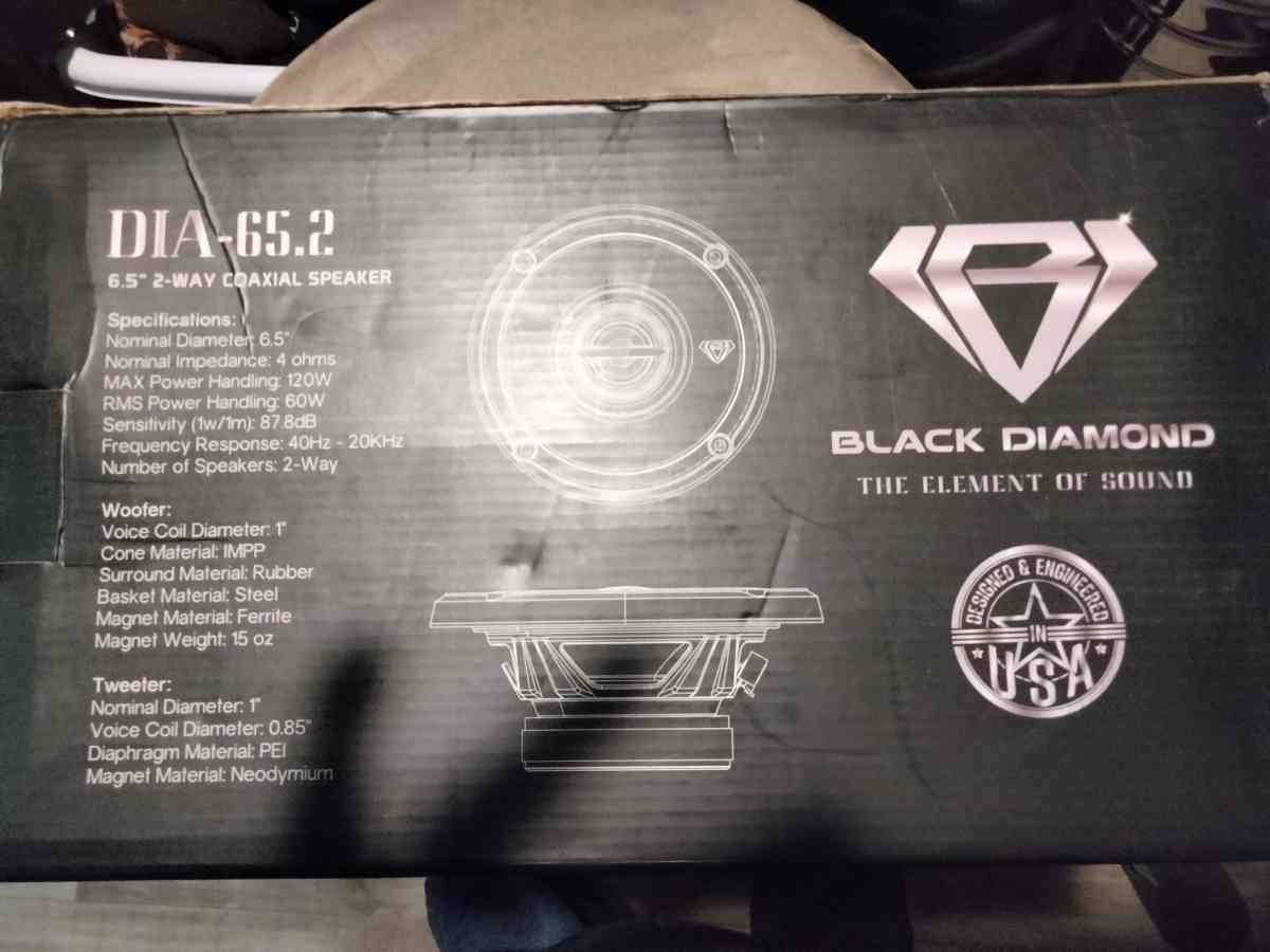 BLACK DIAMOND 2 WAY SPEAKERS