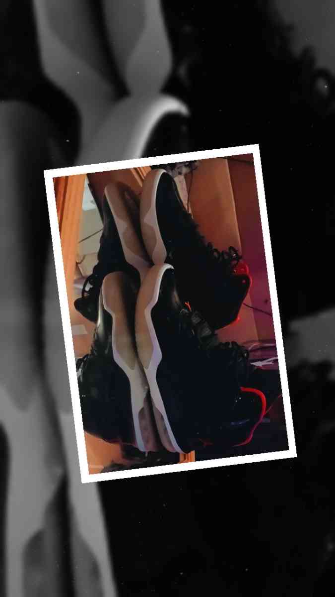 2 pair Nike Jordan Shoes