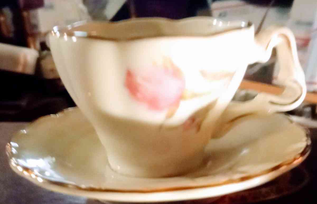 tea cut and saucer attated