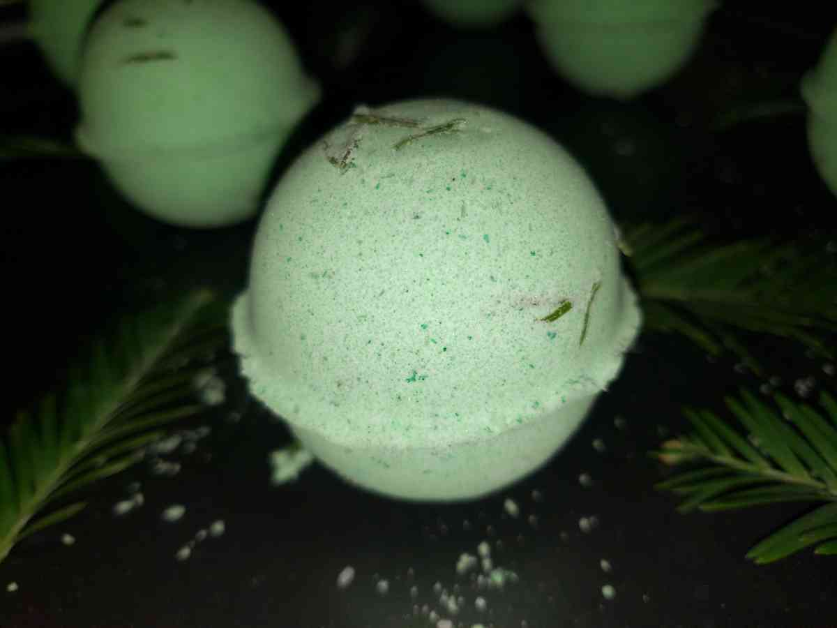 Holiday Bath bombs