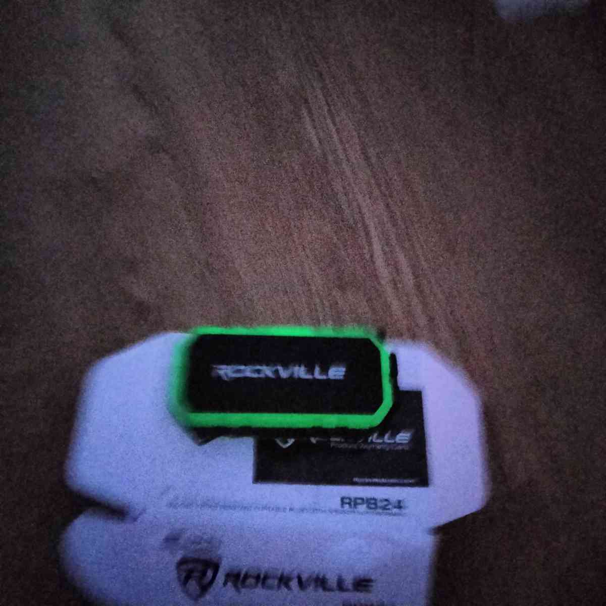 Rockville blue tooth speaker