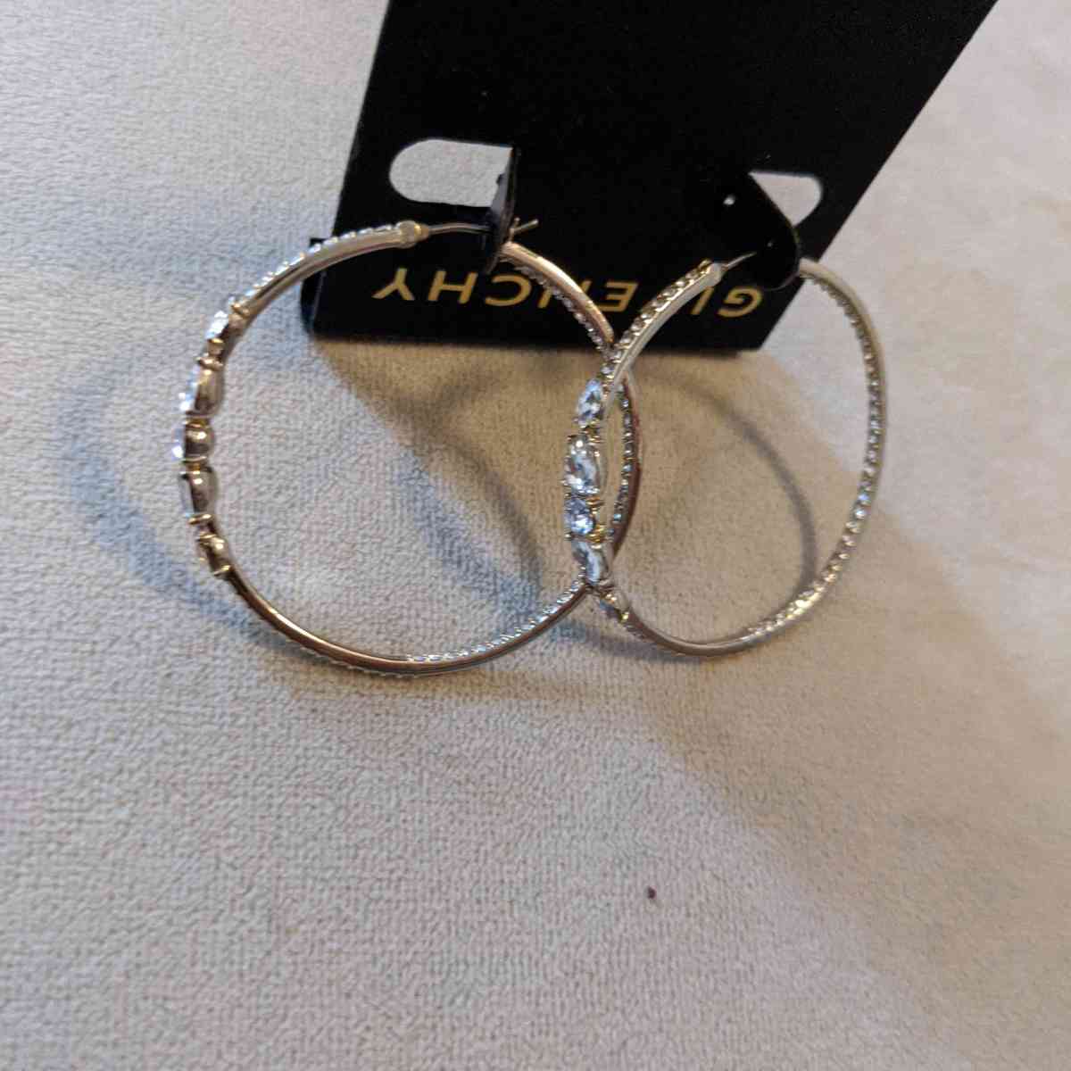 N WT Givenchy Earrings