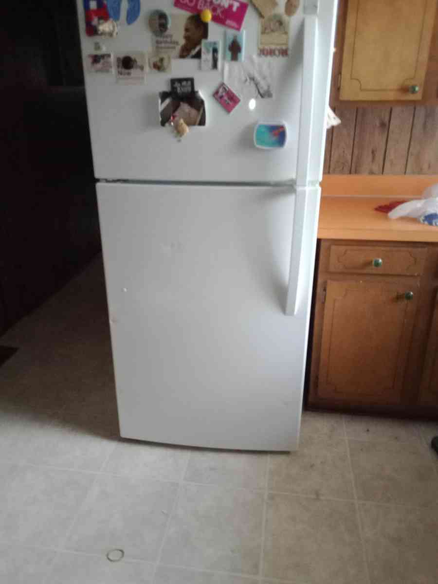 Refrigerator