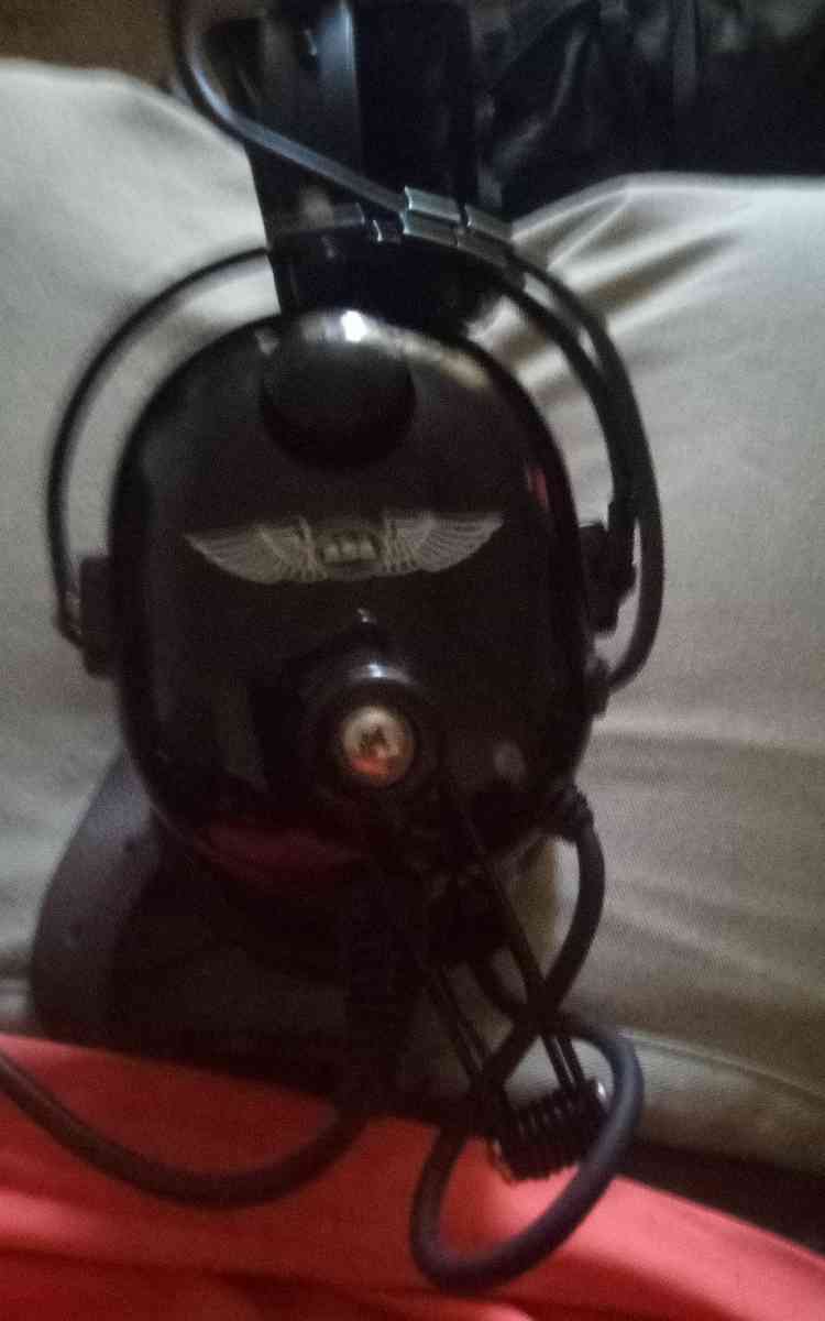 Asa vintagepiliot headphones