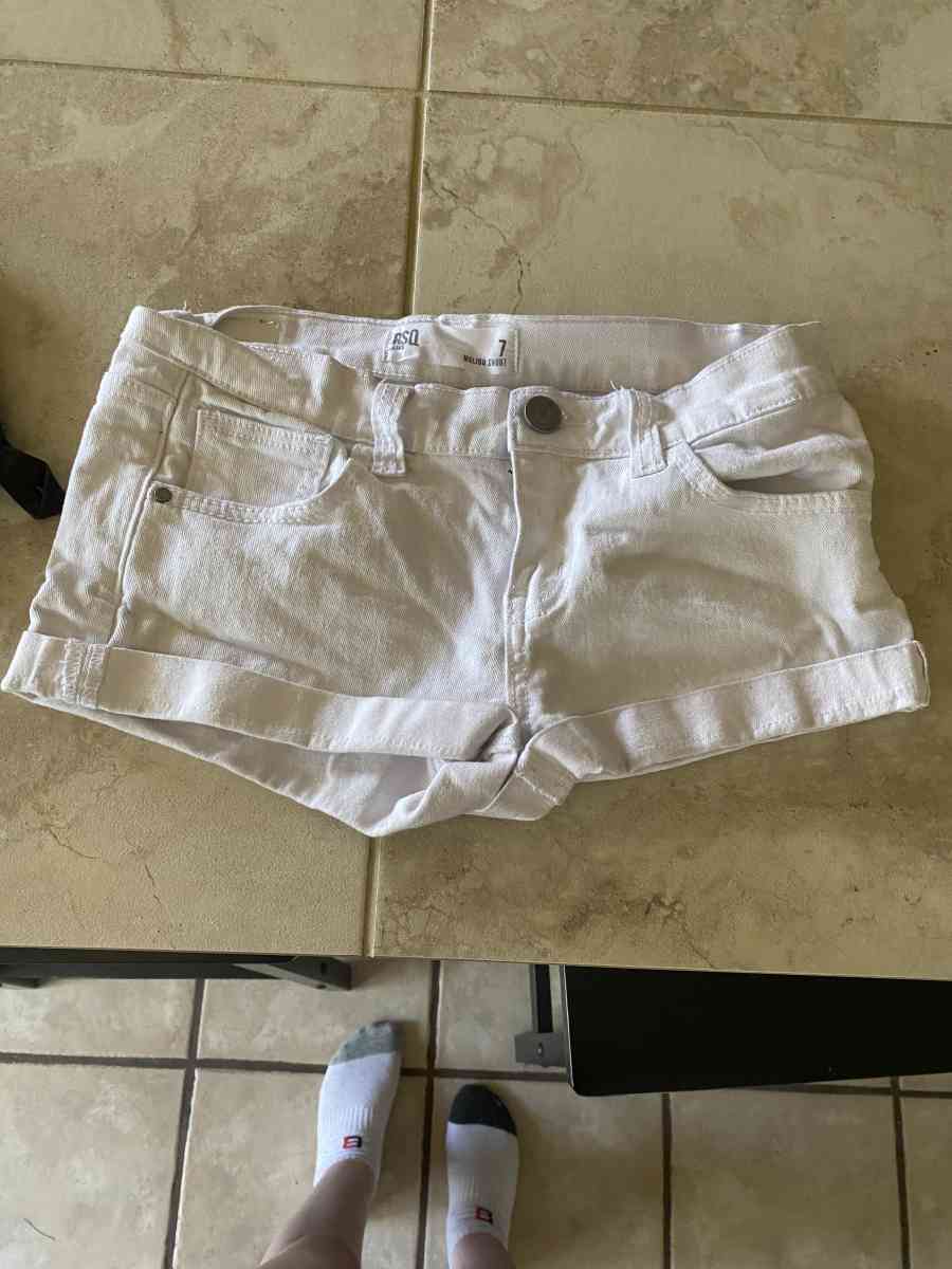 3 shorts deal