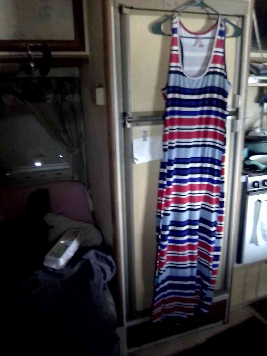 womans full length summer dress size 8