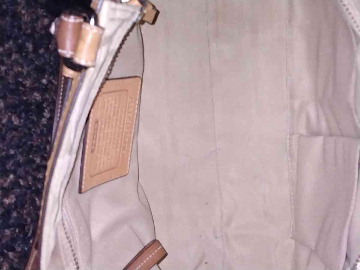 COACH GOLD AND TAN HANDBAG