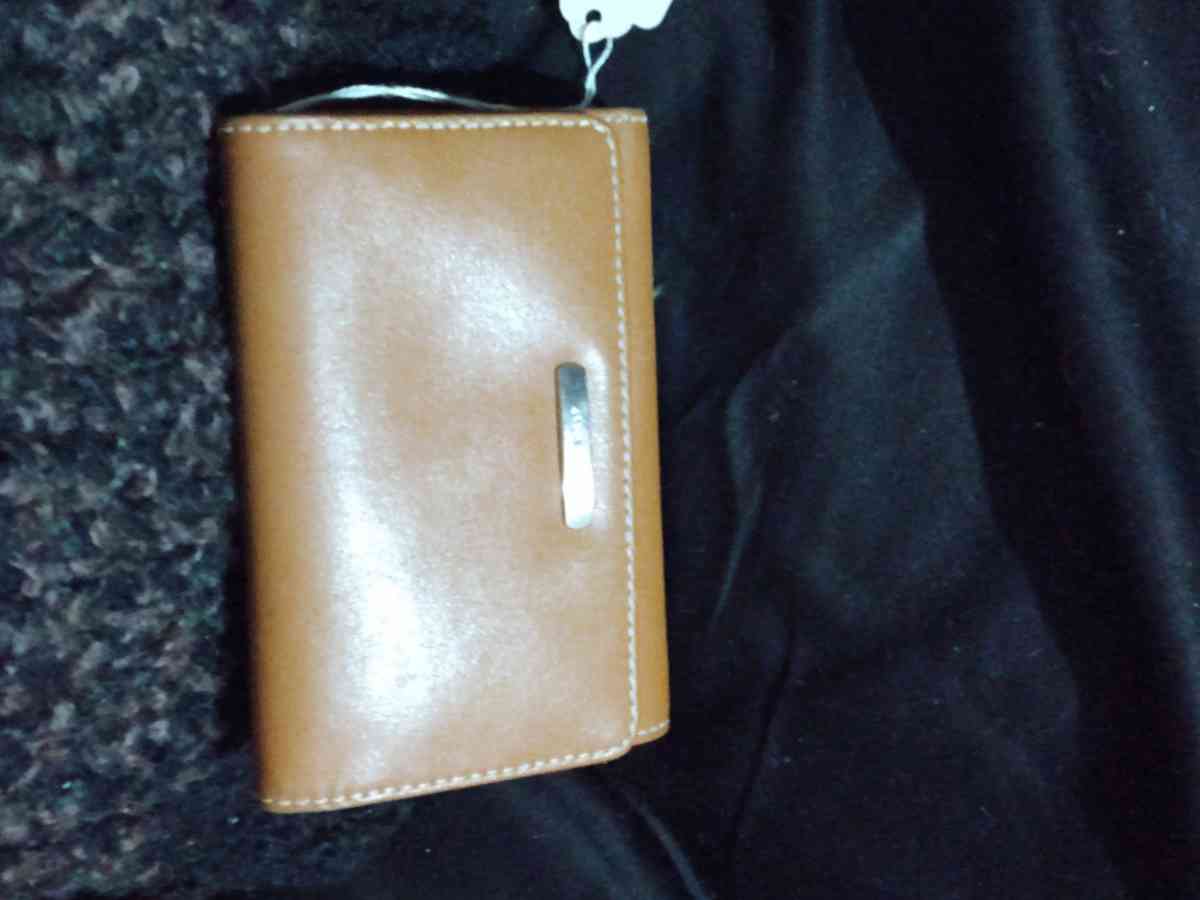 WOMENS WALLETS