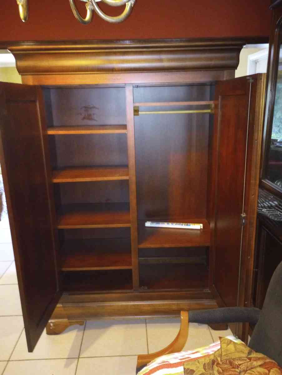 Large vintage BrownSienna solid wood early 1900s