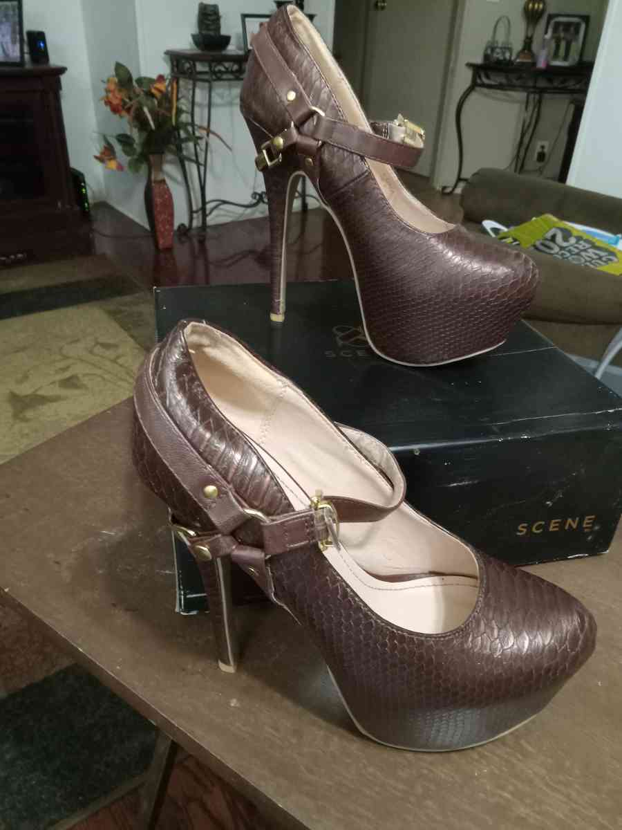 Multiple pairs of heels