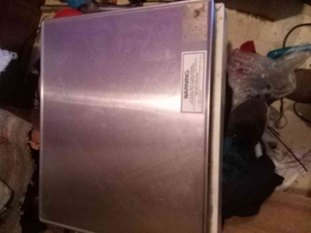 a three burner gas tank as you go portable propane stove