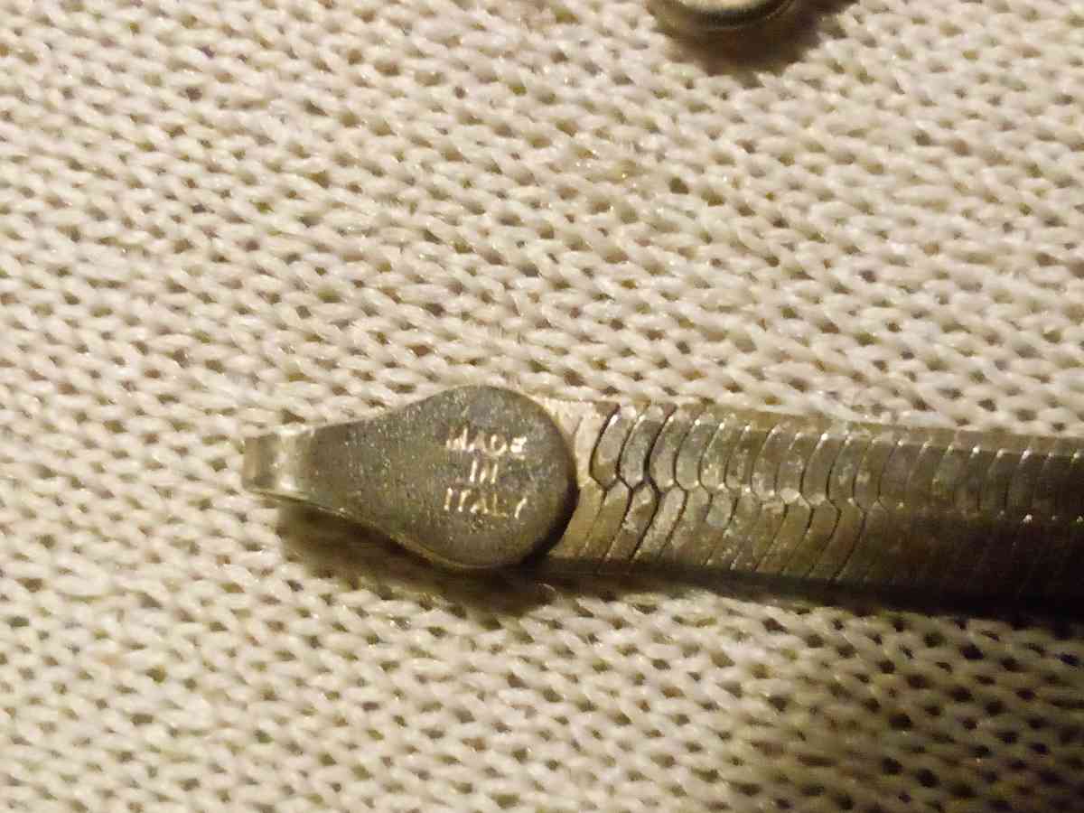 sterling silver vintage 925 Italy made and stamped necklace