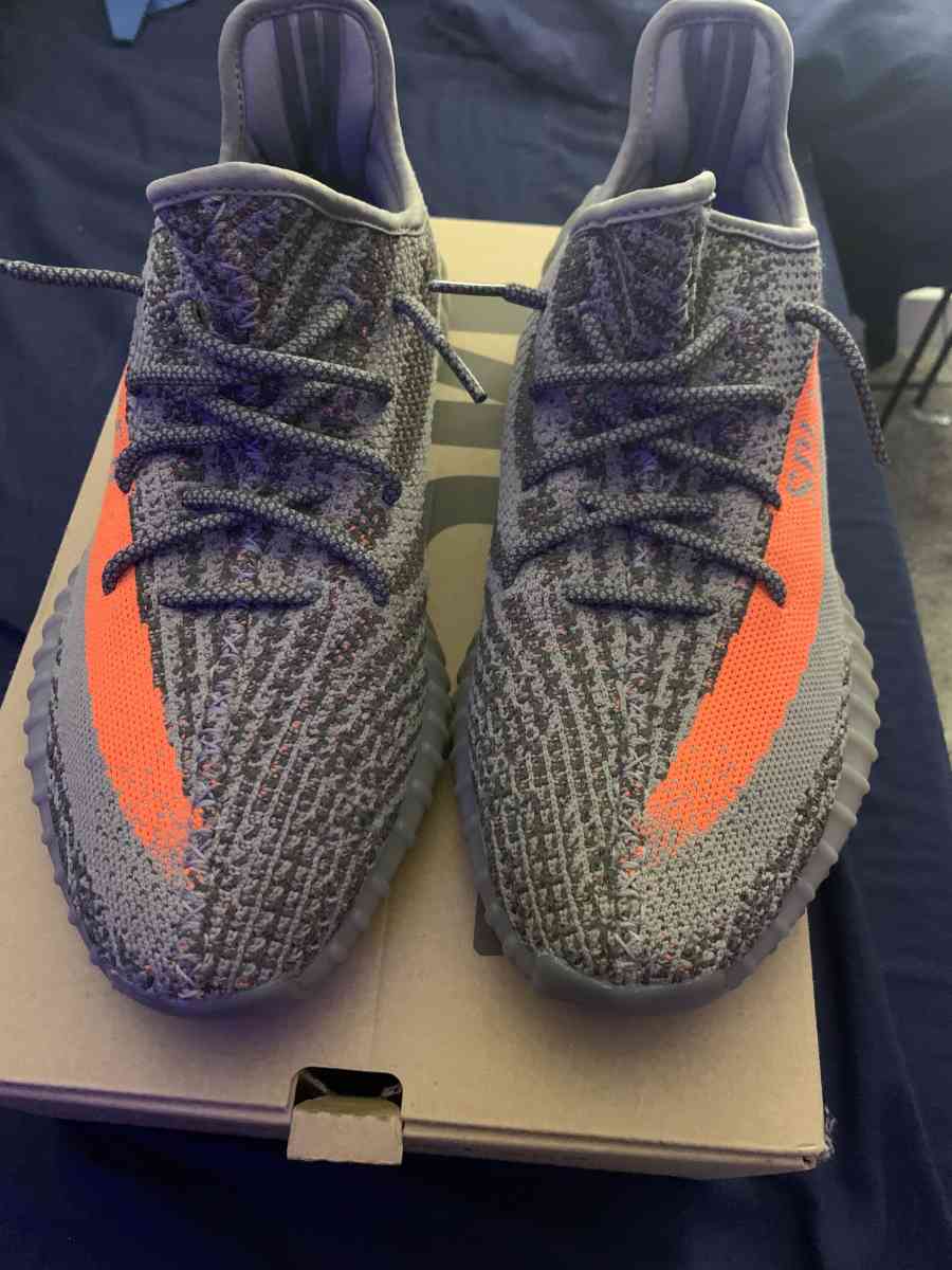 Yeezy 350 belugas
