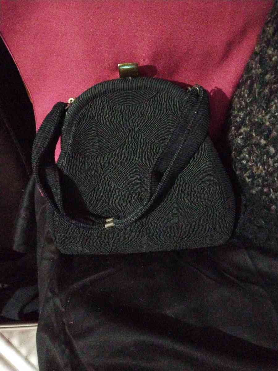 VINTAGE 1940S AND 1950S PURSES