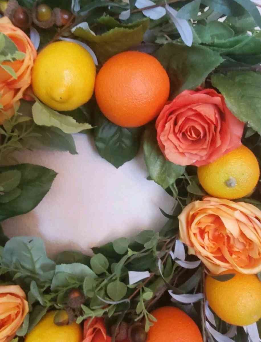 Grandinroad Fruit Wreath