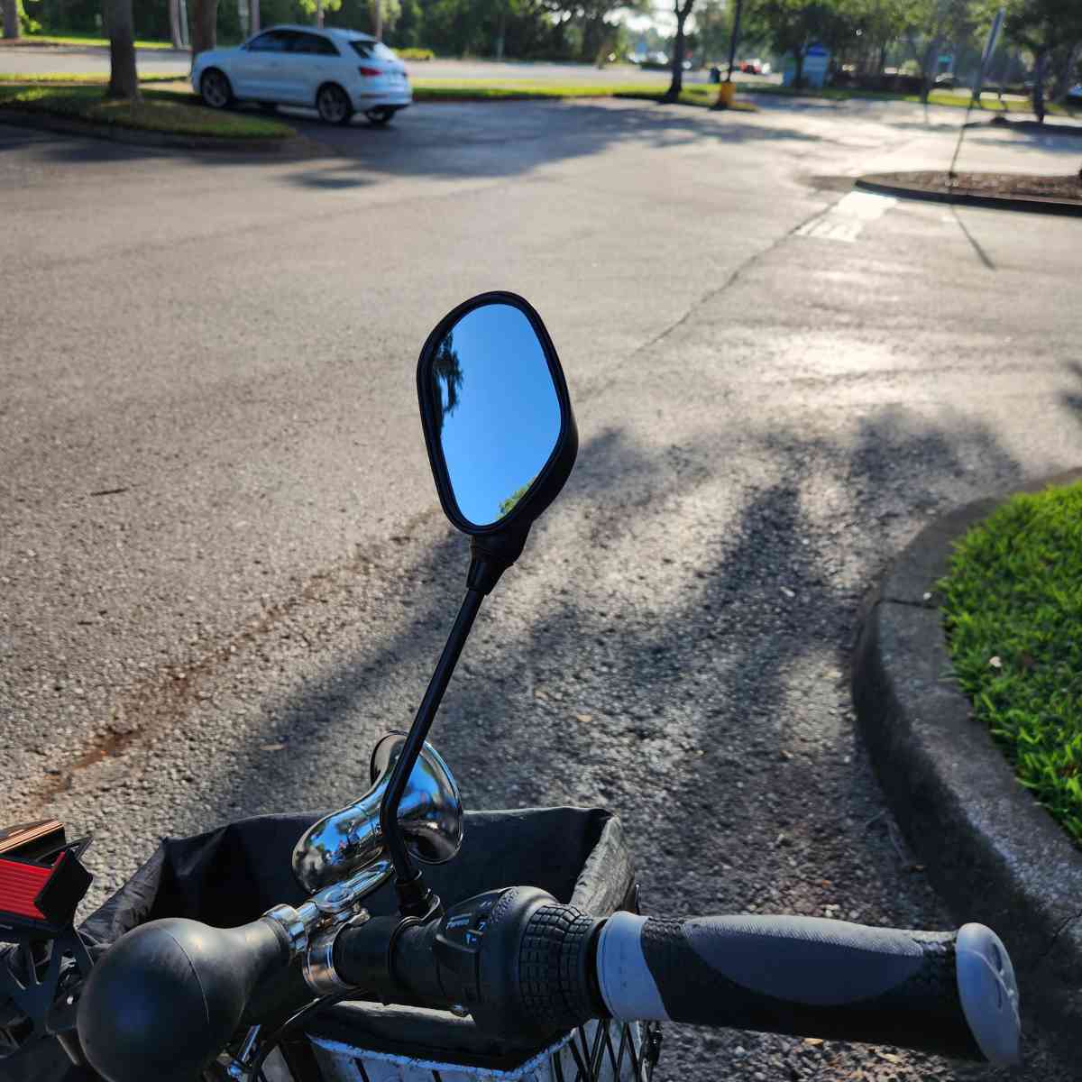 mi bike is everything is new the wheels is good