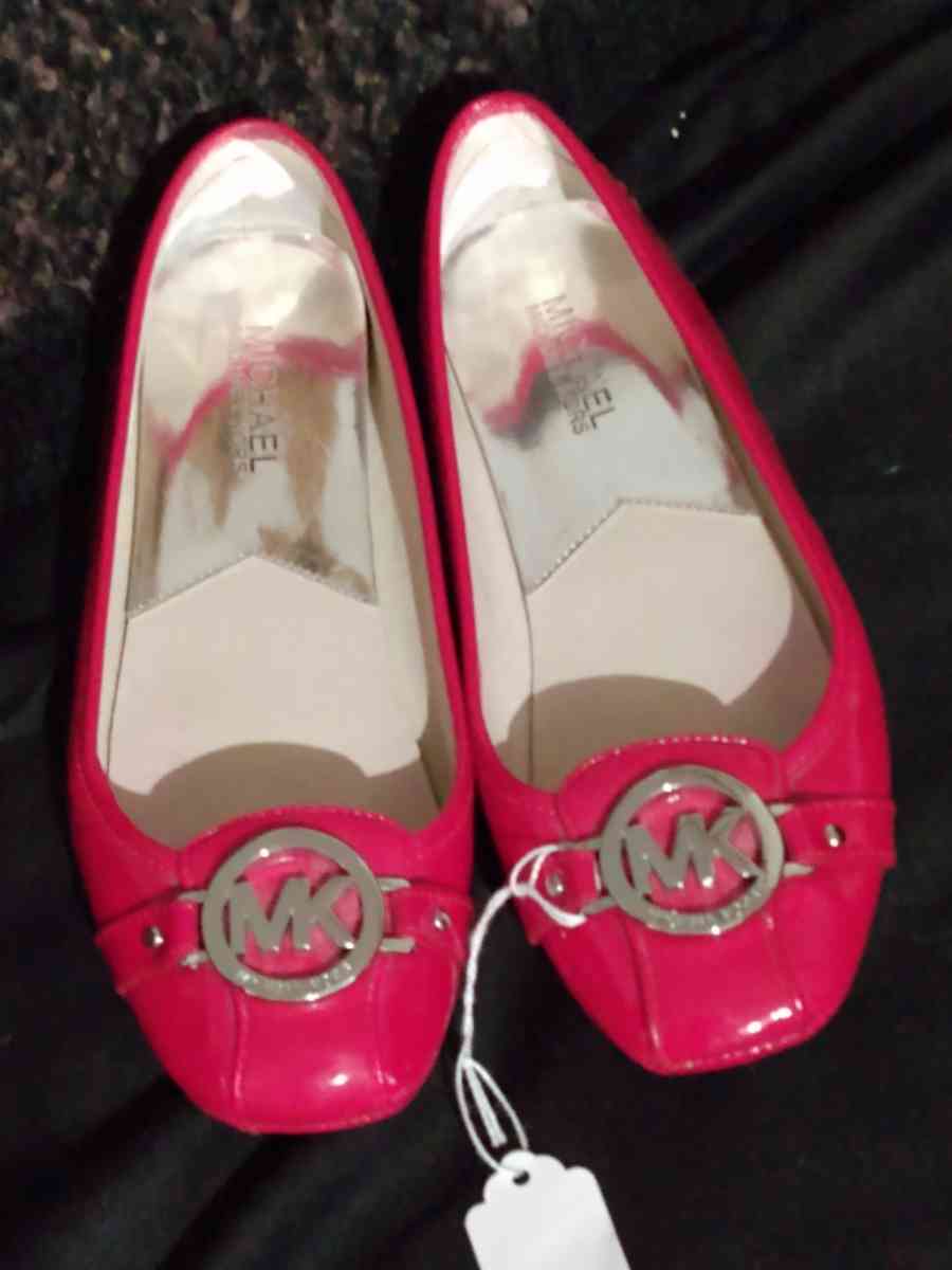 MICHAEL KORS RED BALLET FLATS