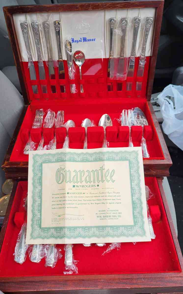 Wm Rogers Silver plated Silverware