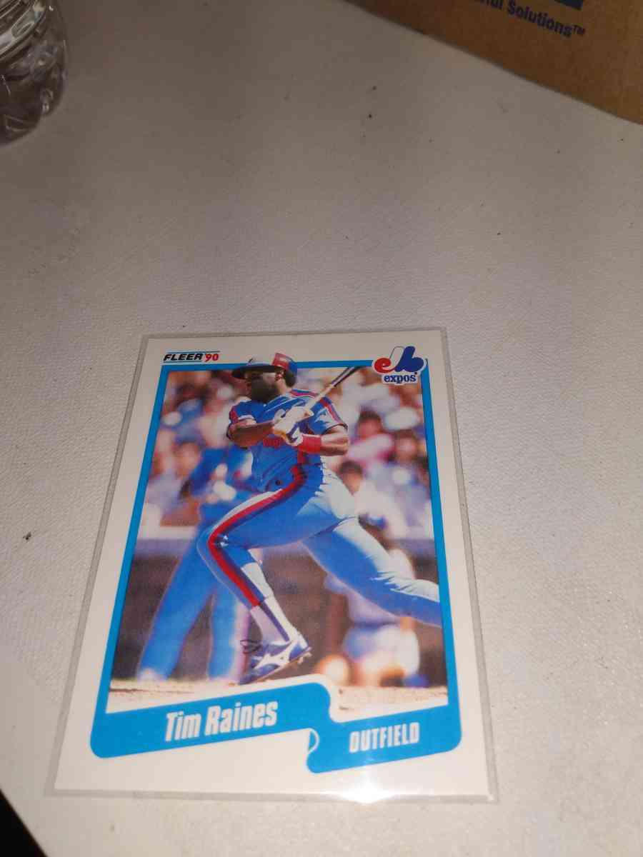 1990 Fleer card number 359 Tim raines