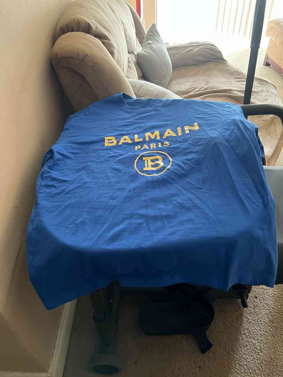 BALMAIN tshirt