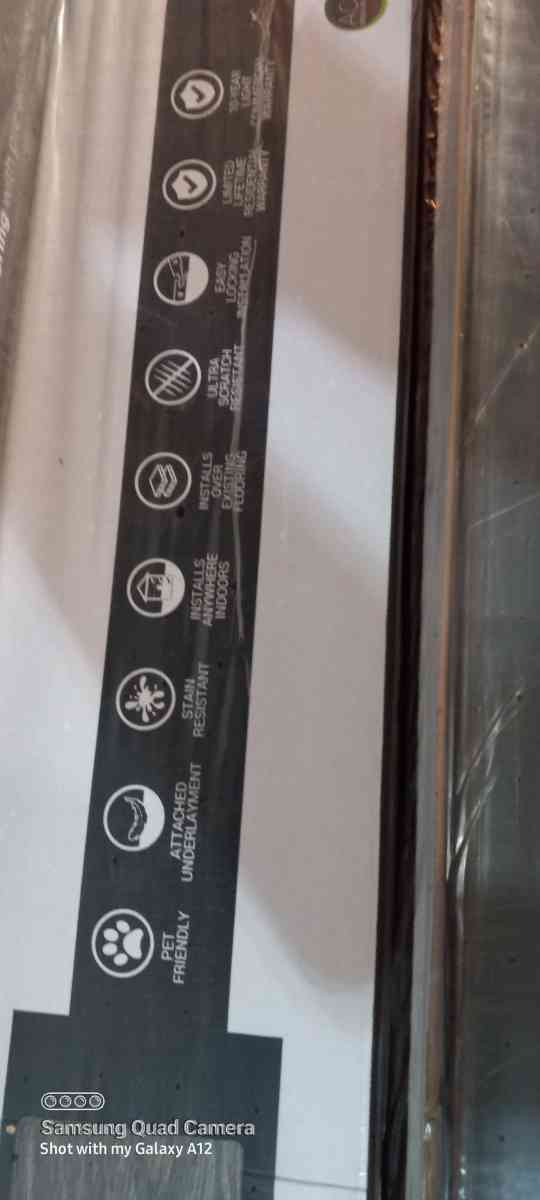 waterproof  laminate  flooring