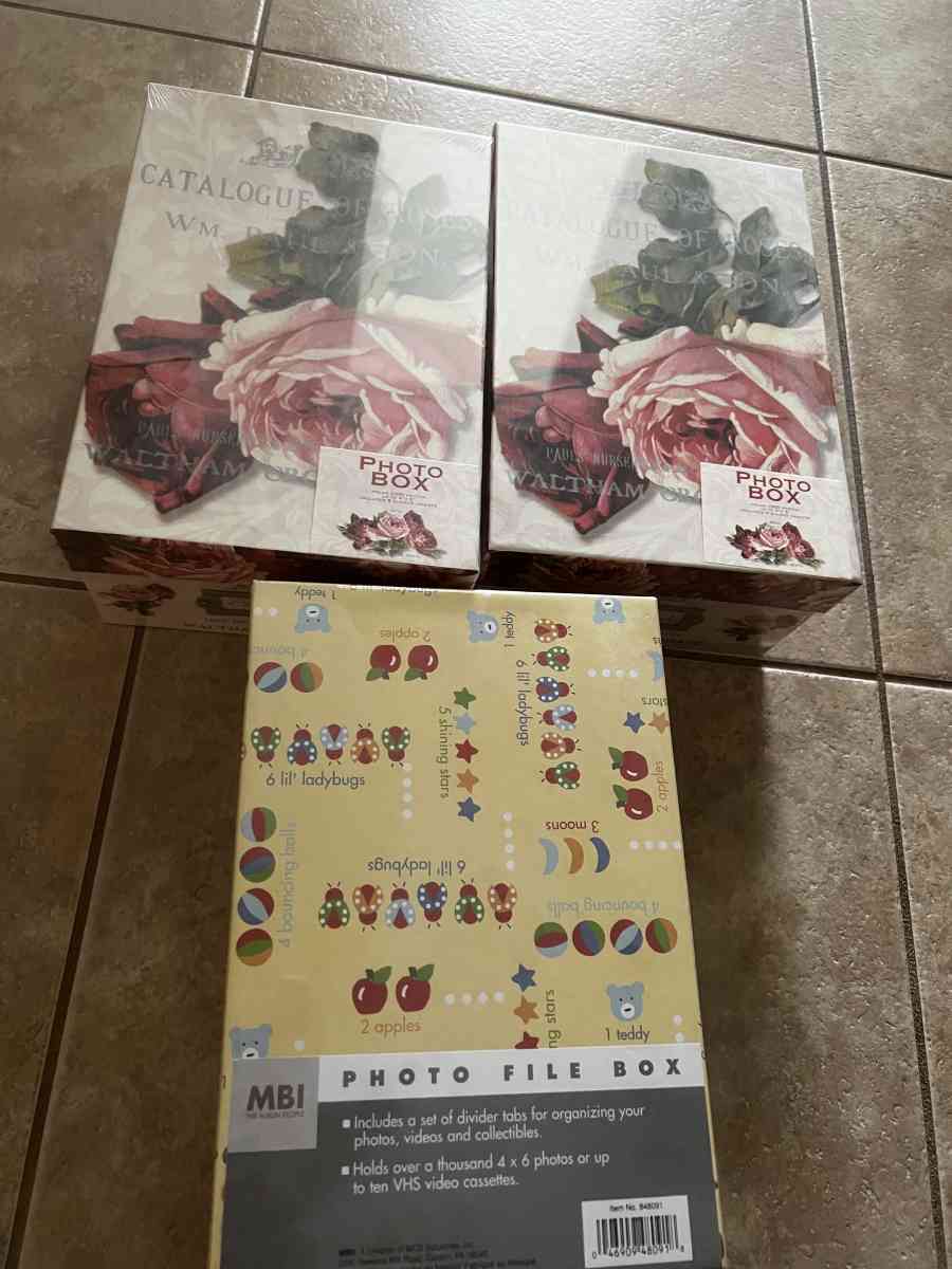 3 brand new photo boxs