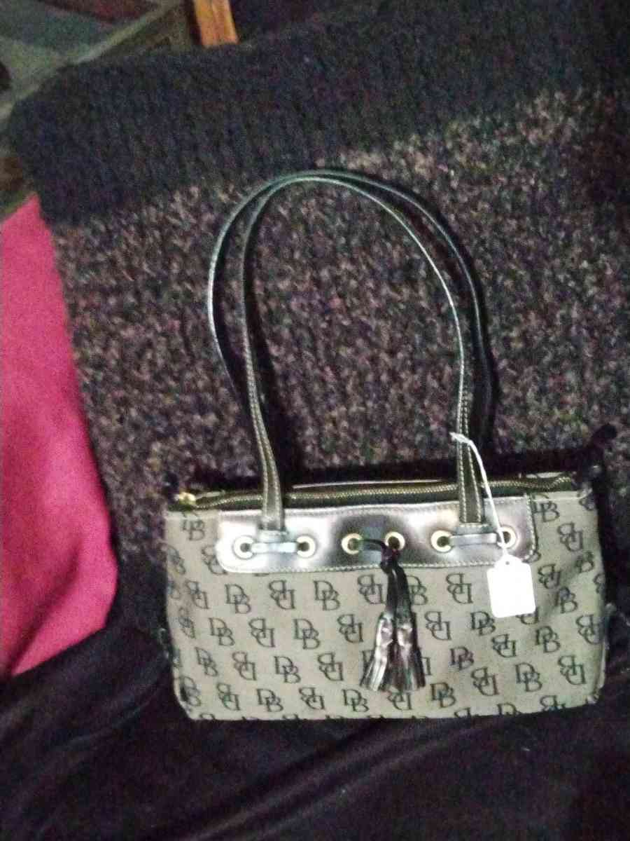DOONEY AND BOURKE BLACK MONOGRAM PURSE