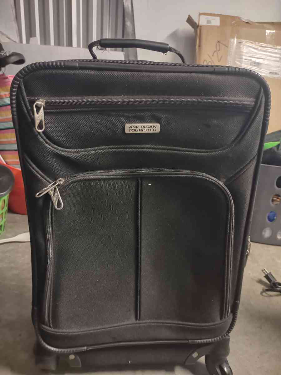 Carryon Softside Luggage black