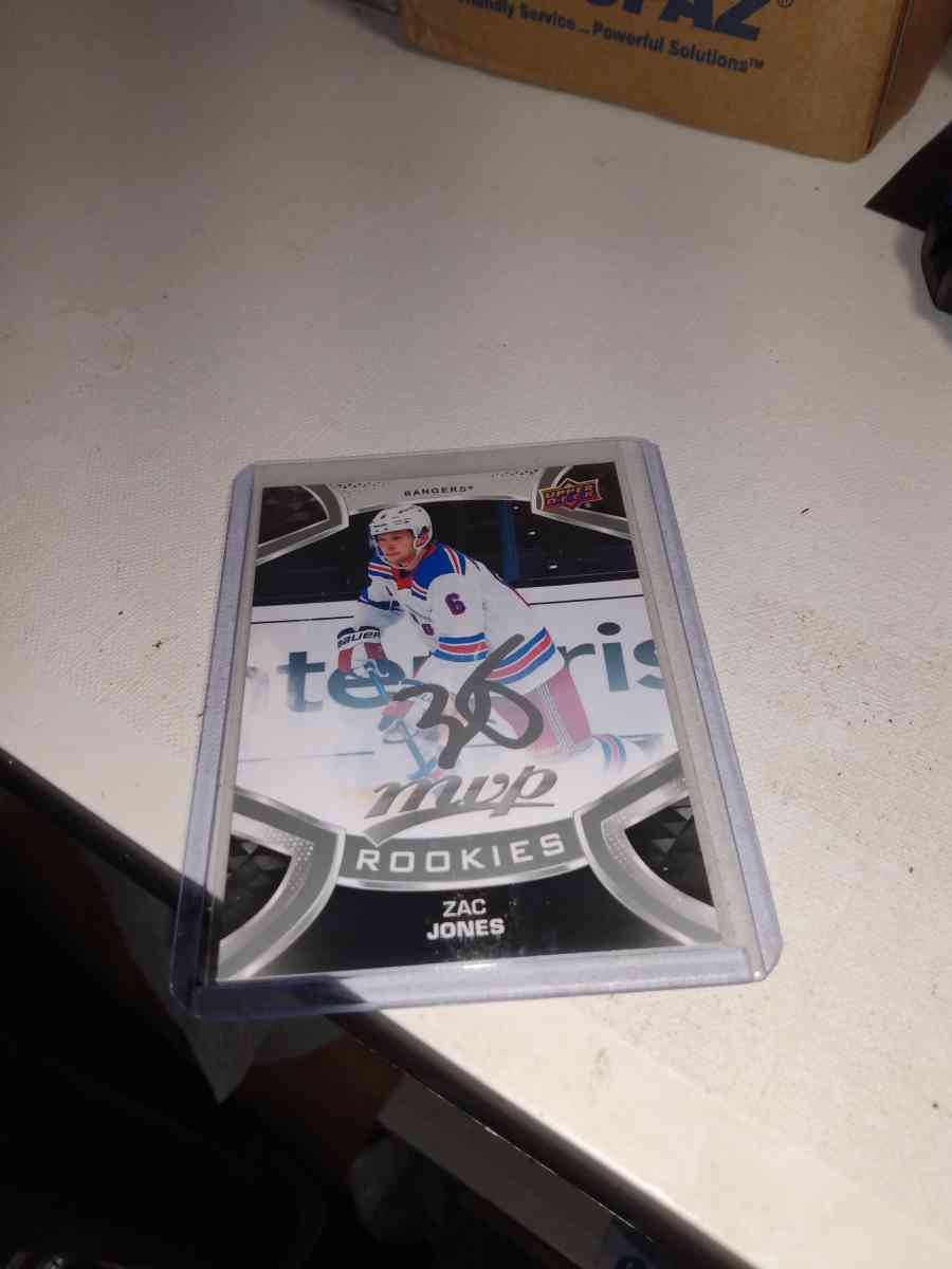 2022 rookie autograph Zach Jones upper Deck MVP