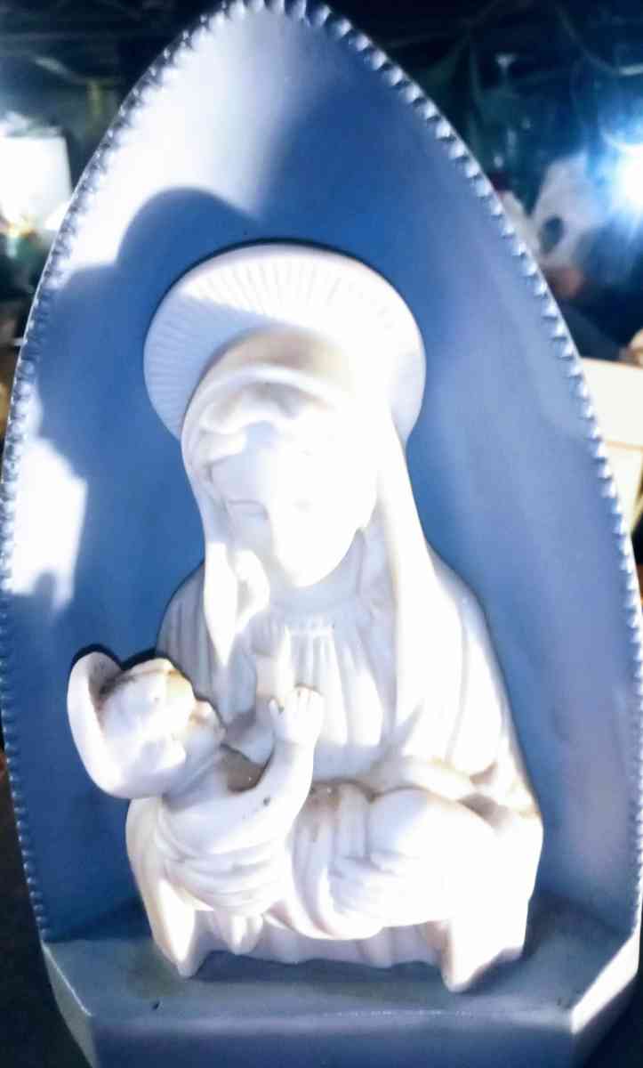 HOLY MOTHER MARY AND THE BLESSED BABY JESUS PLANTER