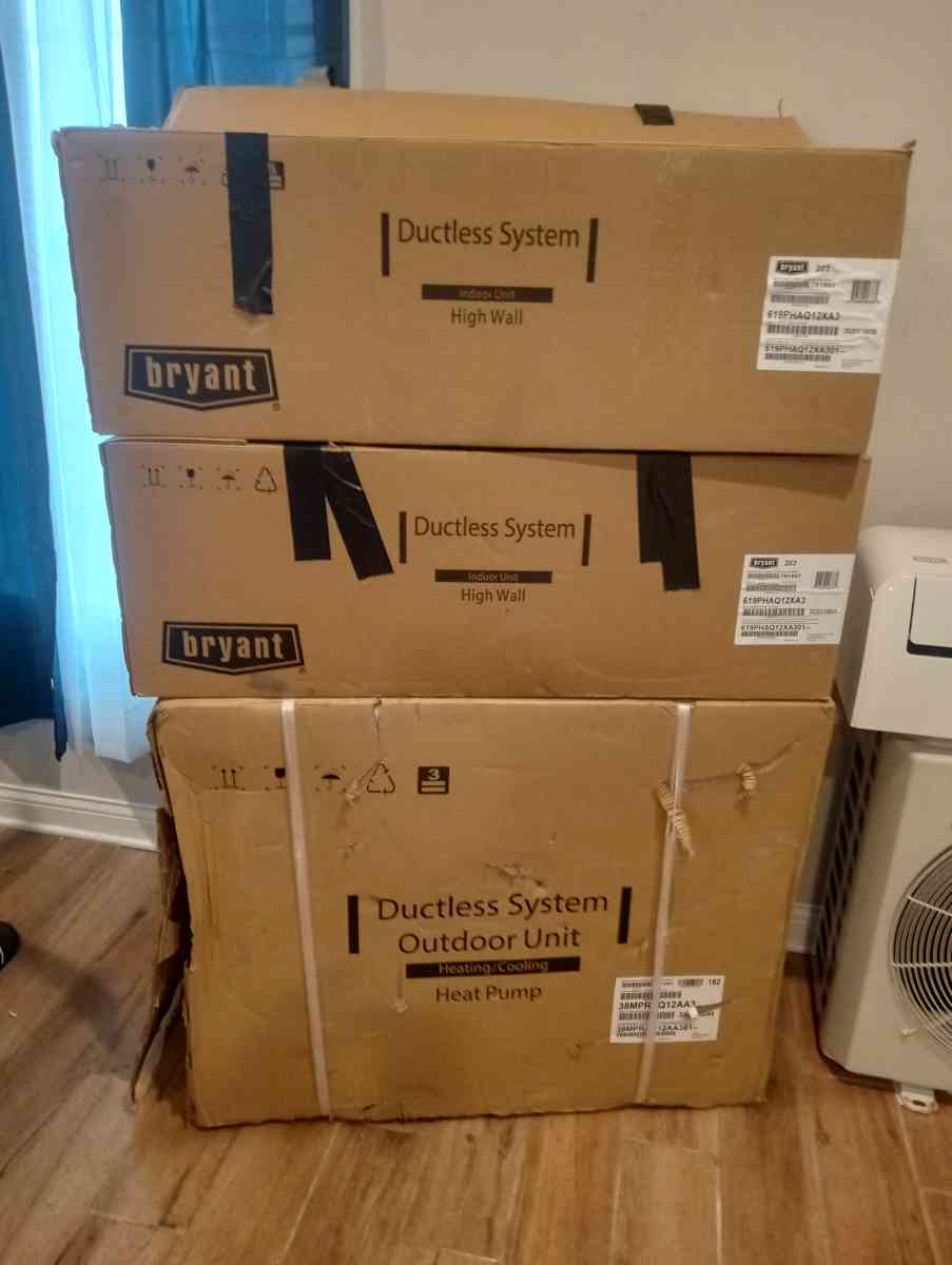 2 mini split outdoor heat pump system and 1 indoor head