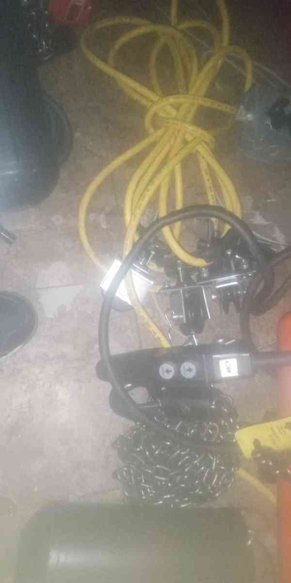 2 CM LODESTAR half ton 500kg max EACH