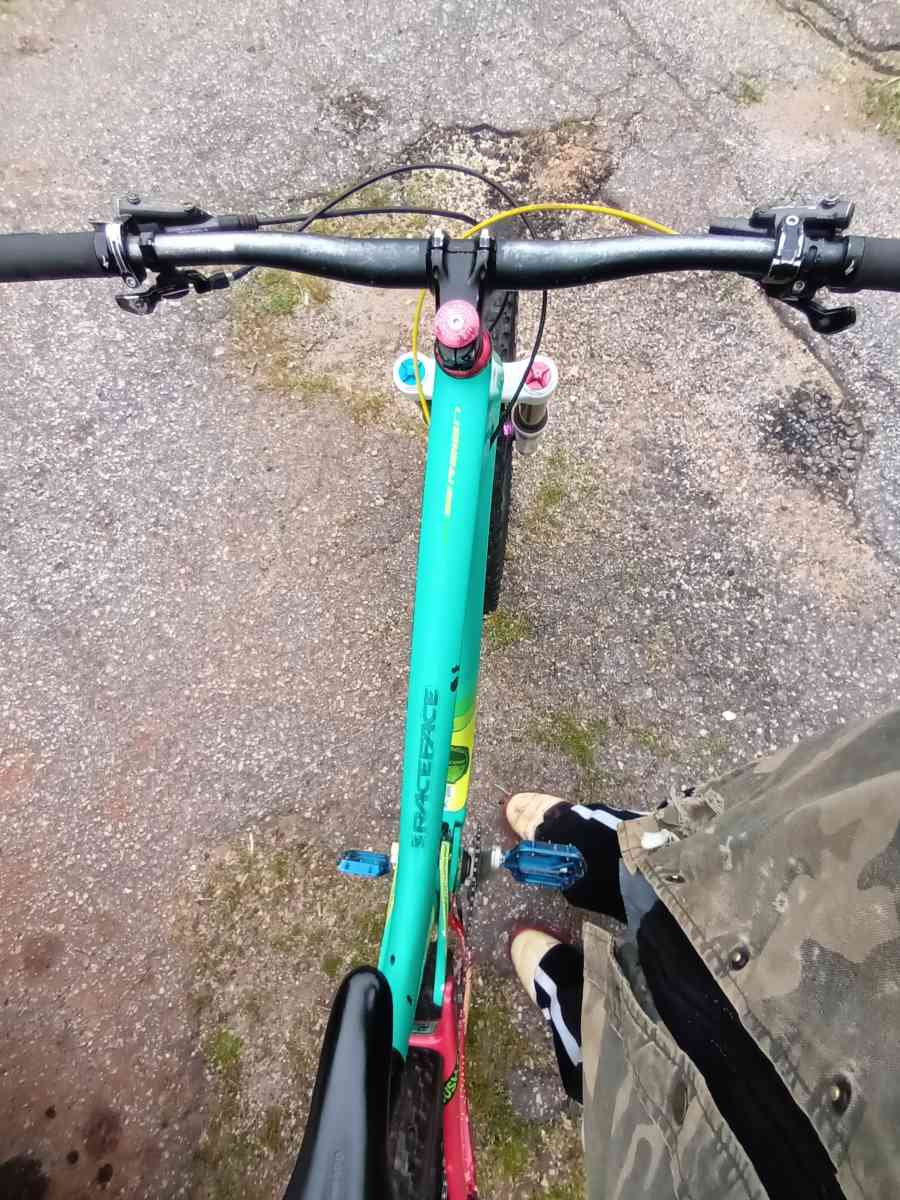 2016 giant reign advanced 1