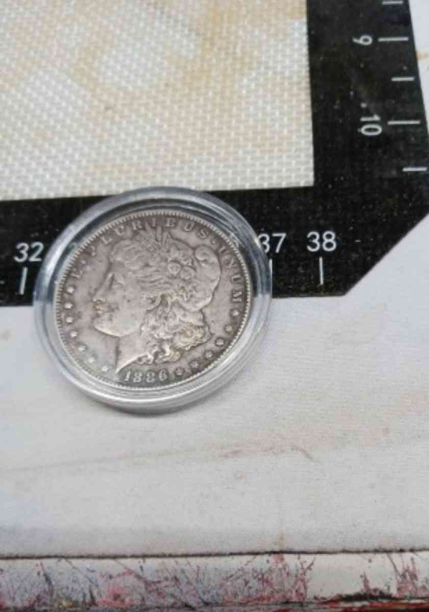 1886 Silver Morgan Dollar