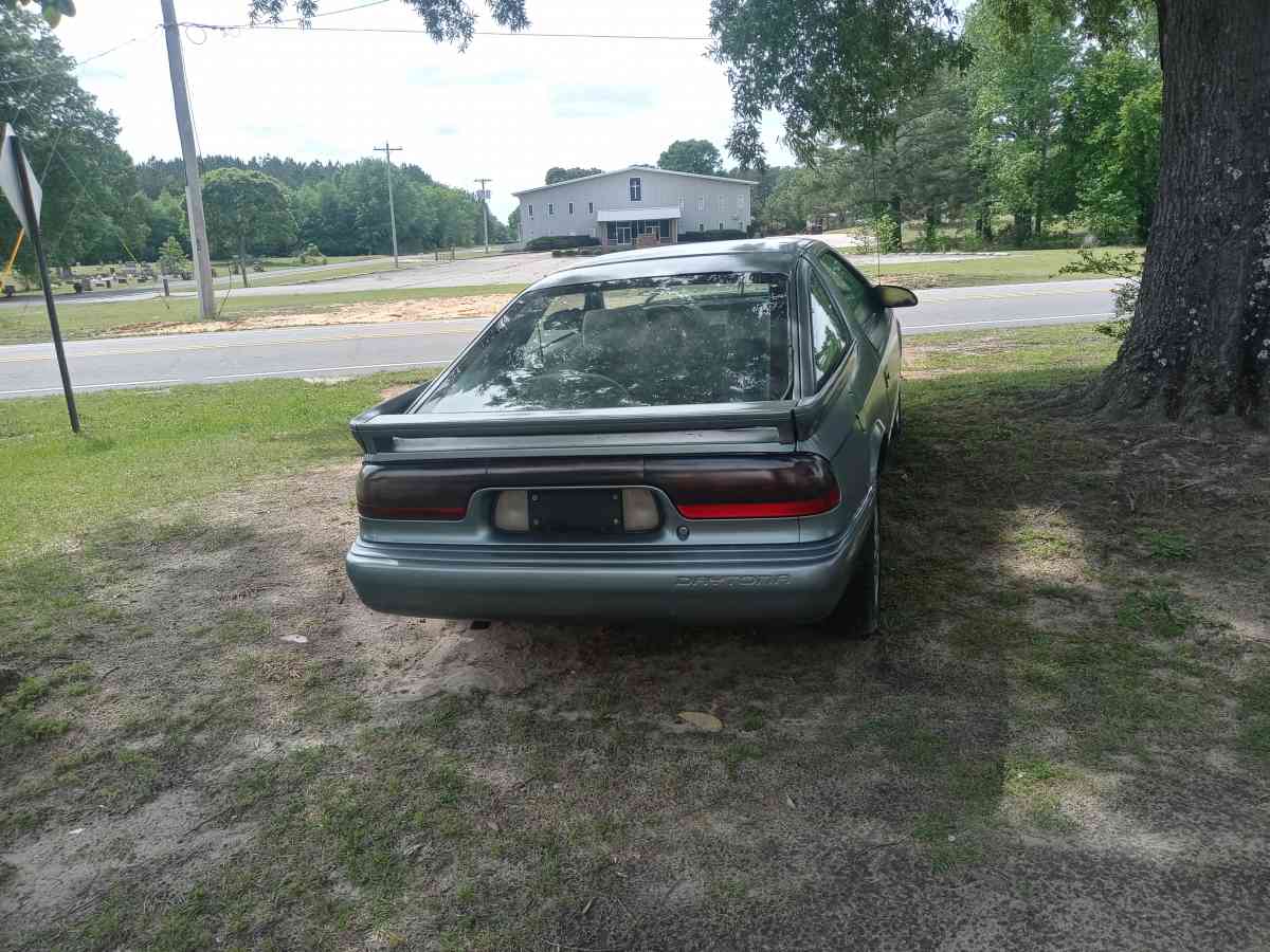 92 Dodge Daytona nonturbo