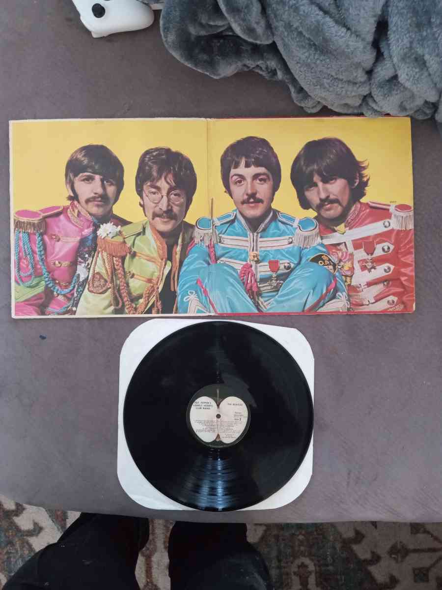 1967 Beatles Sergeant Peppers Lonely Hearts Club Record