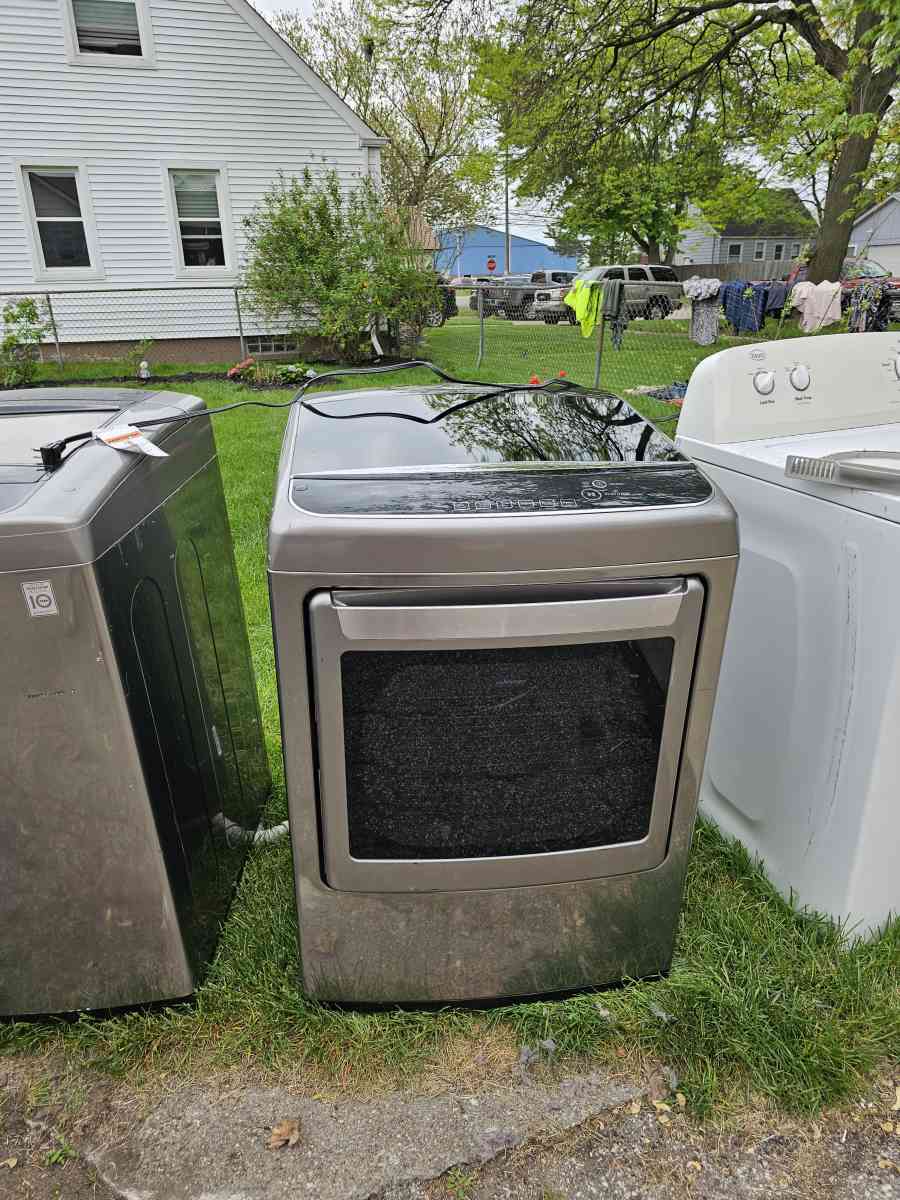 lg Washer electric dryer